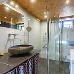 De Chapeleche Les Glycines Holiday home